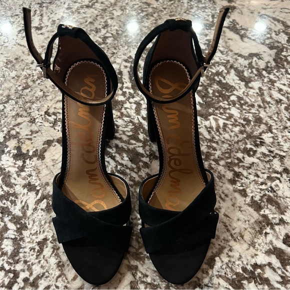 Sam Edelman Yancy Black Suede Ankle Strap Peep Toe Block Heel Sandal Size 9.5M - Picture 1 of 11